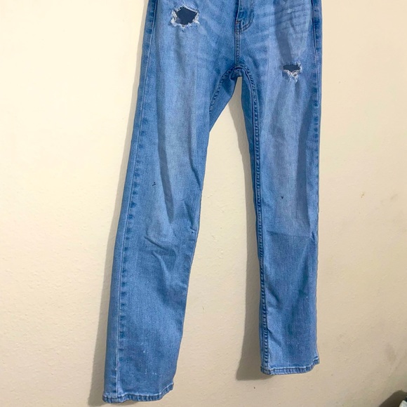 Hollister Light Blue Ripped Jeans W28 L30 Slim Straight - Picture 8 of 8